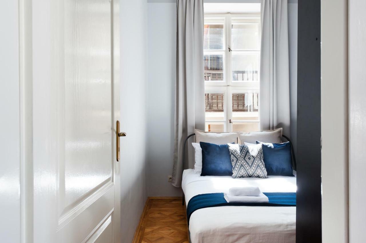 Square Apartment - Loftaffair Krakow Exterior photo